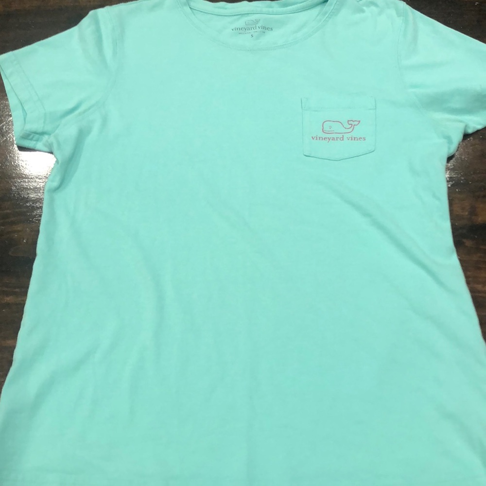 Perfect Condition Vineyard Vines Tee! - image 1